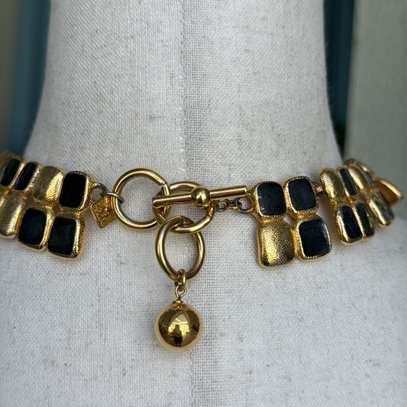 Anne Klein statement necklace - NWOT - Picture 6 of 6